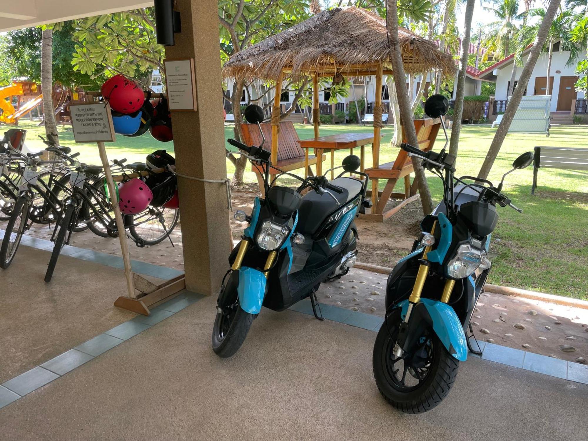 Dolphin Bay Beach Resort Sam Roi Yot Eksteriør billede