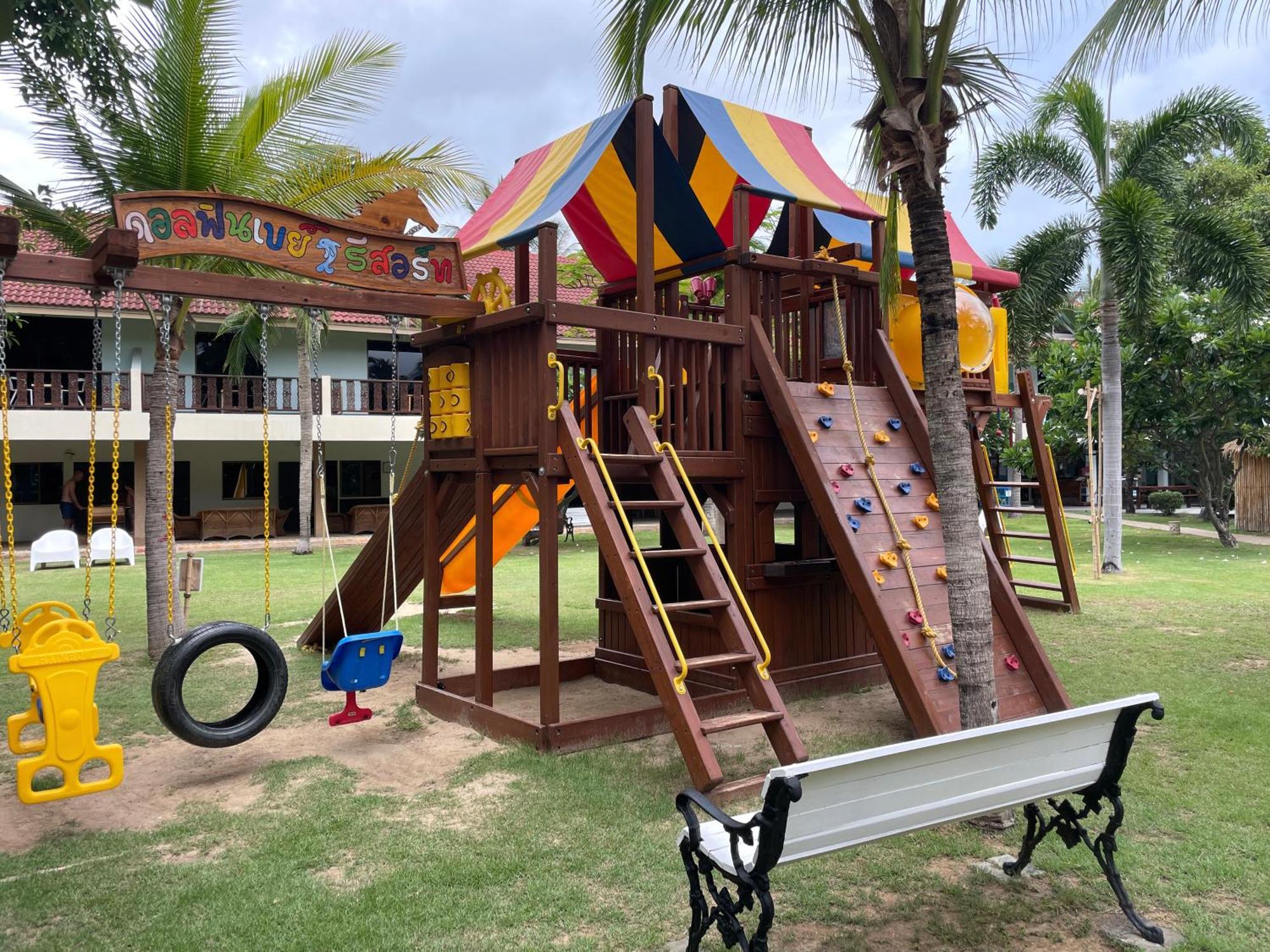 Dolphin Bay Beach Resort Sam Roi Yot Eksteriør billede
