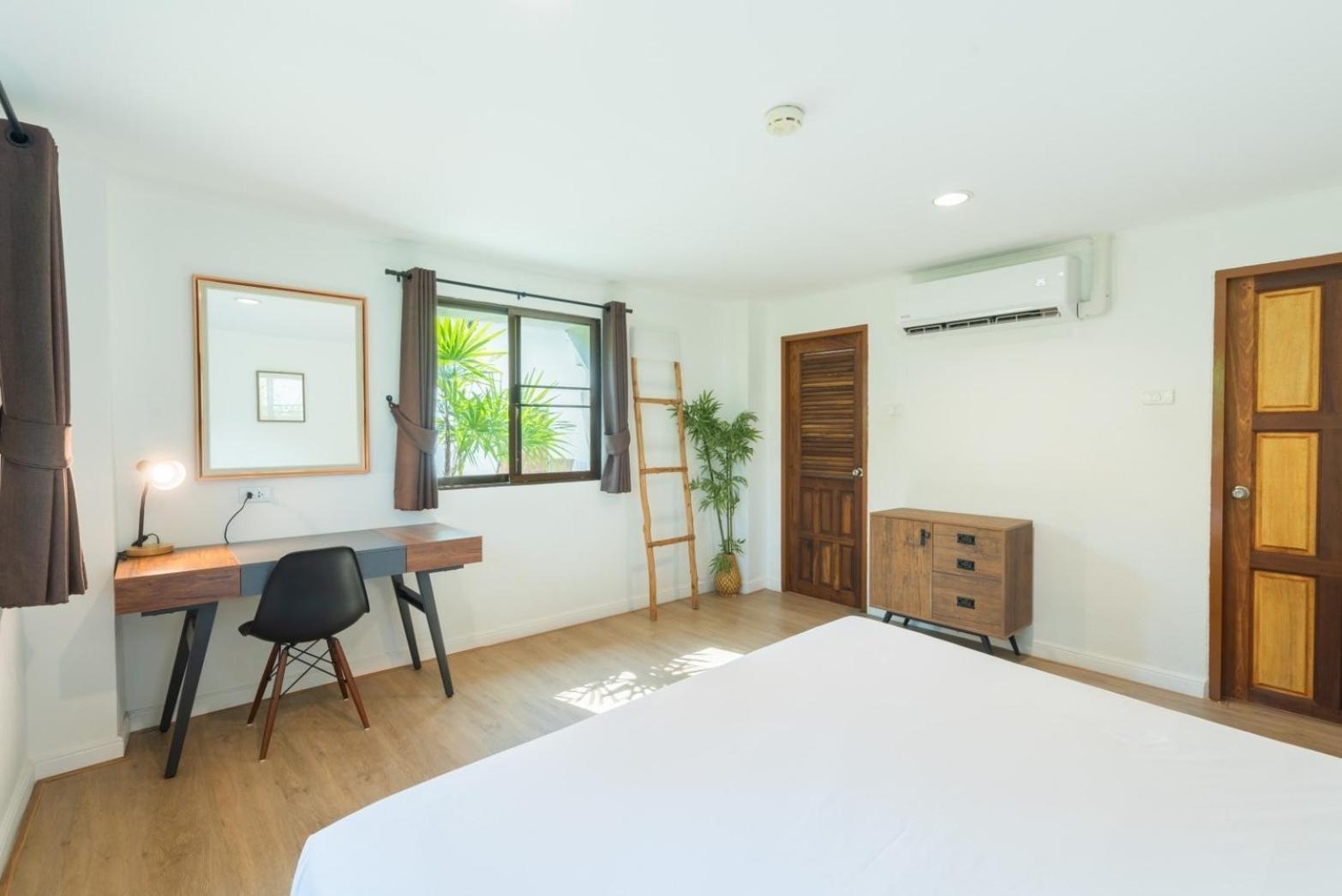 Dolphin Bay Beach Resort Sam Roi Yot Eksteriør billede